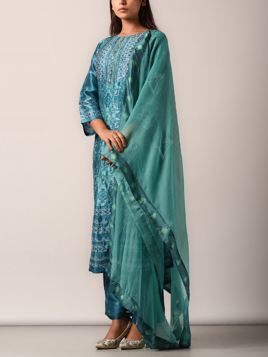 Suit set, Suits, Suit, Traditional, Traditional wear, Traditional outfit, Printed, Highlighted, Light weight, Silk, Silk suit