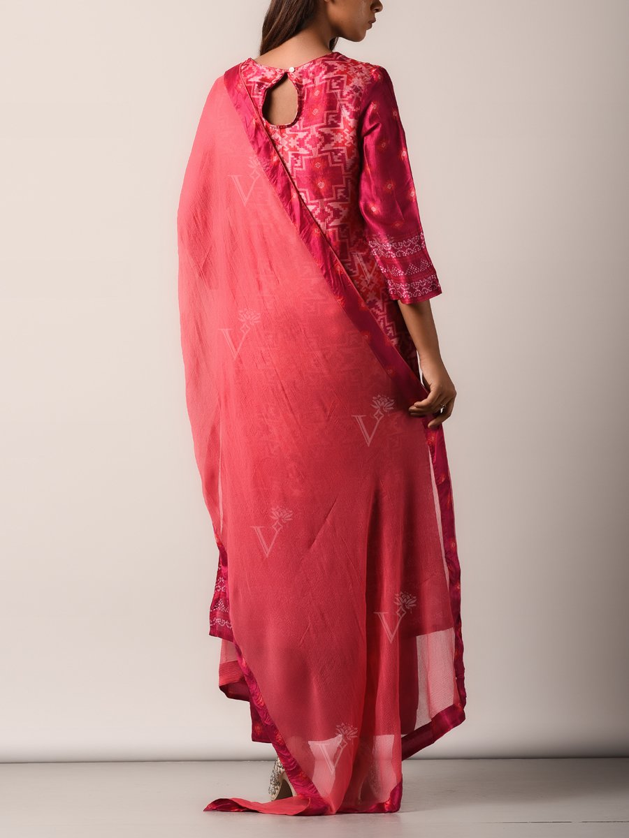 Suit set, Suits, Suit, Traditional, Traditional wear, Traditional outfit, Printed, Highlighted, Light weight, Silk, Silk suit