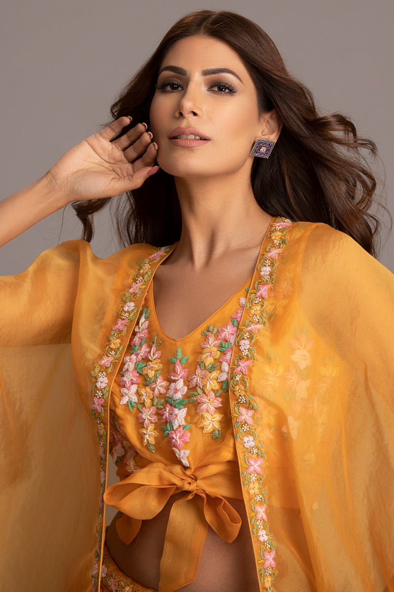 Golden yellow cape set