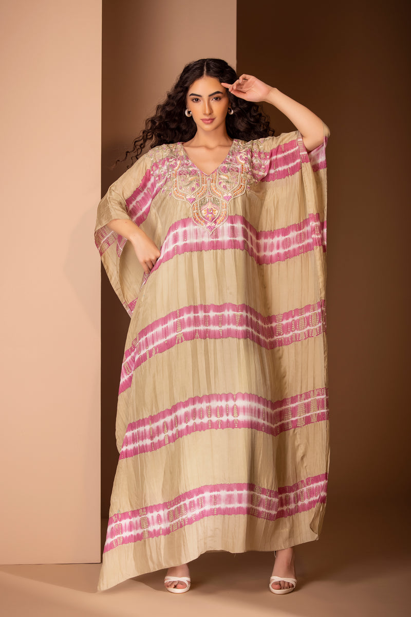 Beige pink kaftan
