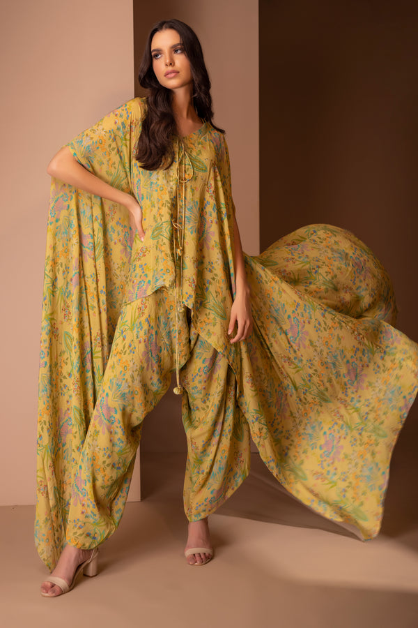 Green asymmetric top and dhoti