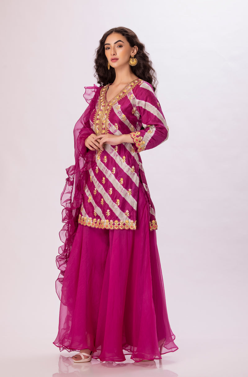 Magenta leheriya