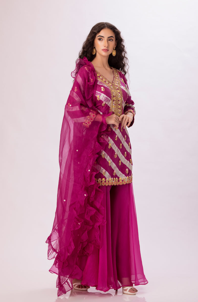 Magenta leheriya