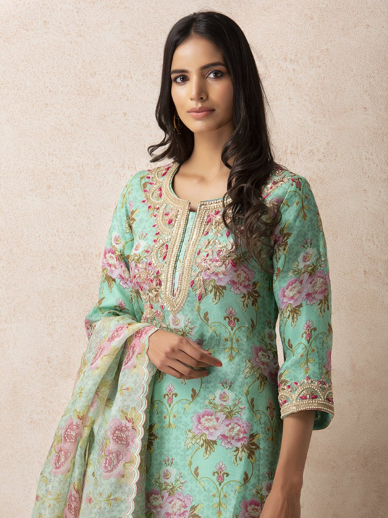 Mogra Embroidered set