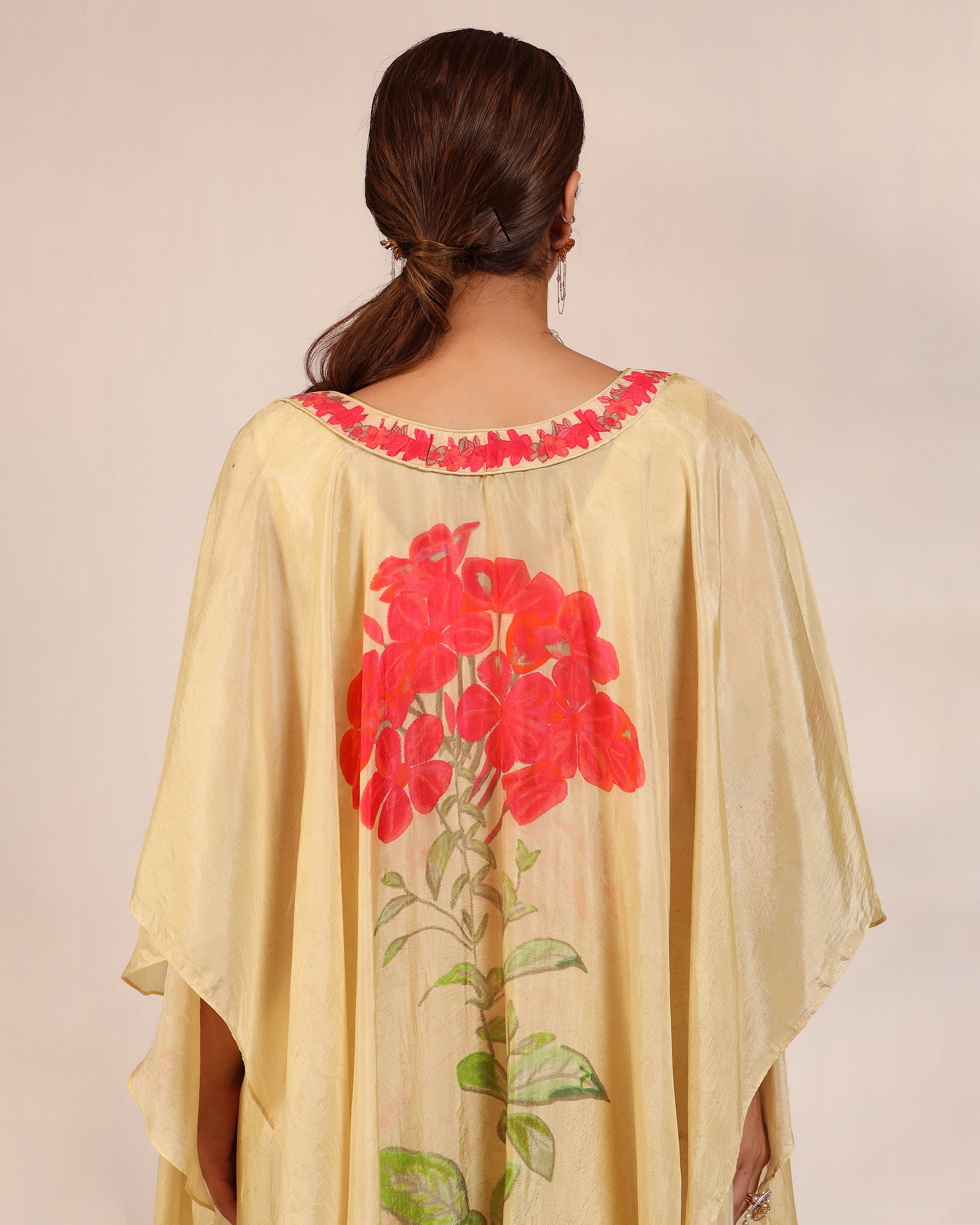 Beige big flower three piece set